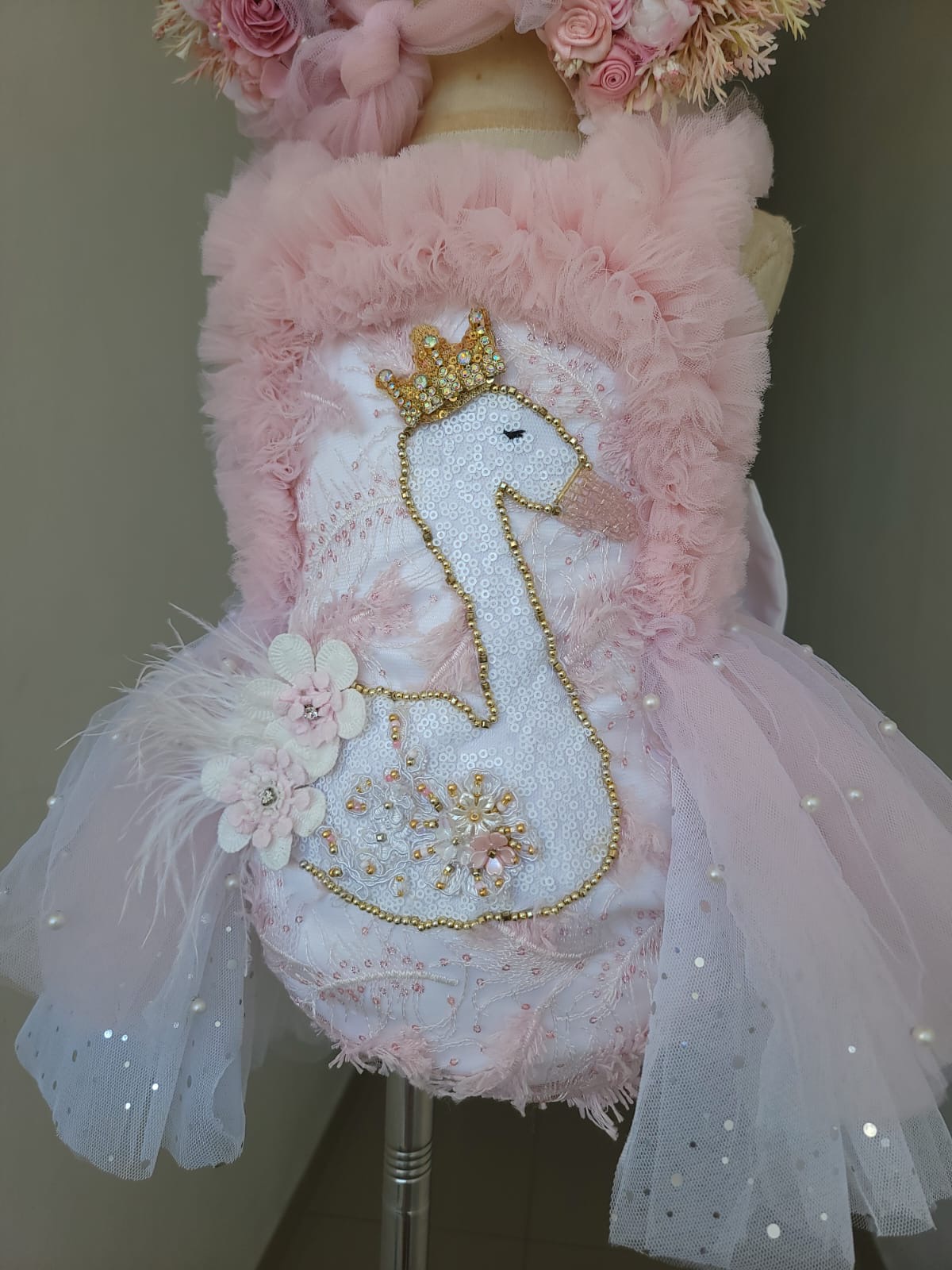 Romper cizne con bonnet