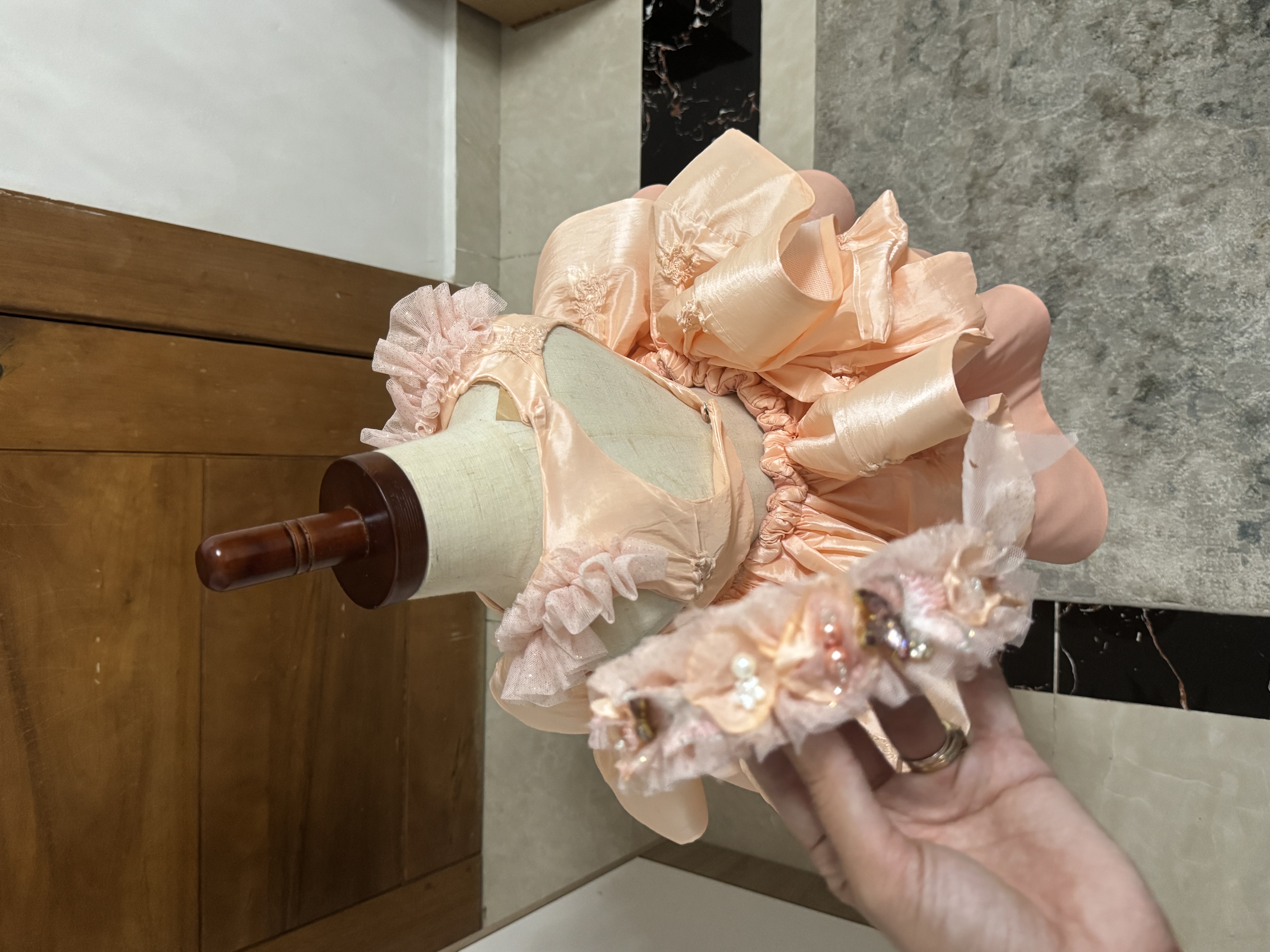 Vestido peach capas
